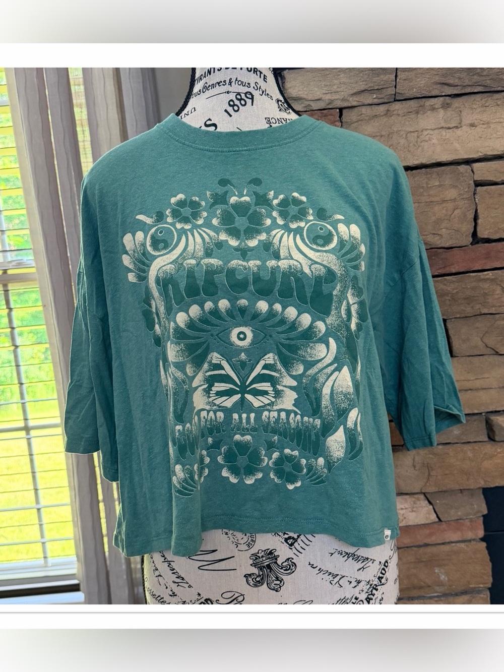 RIP CURL Cropped Cotton Graphic Tee